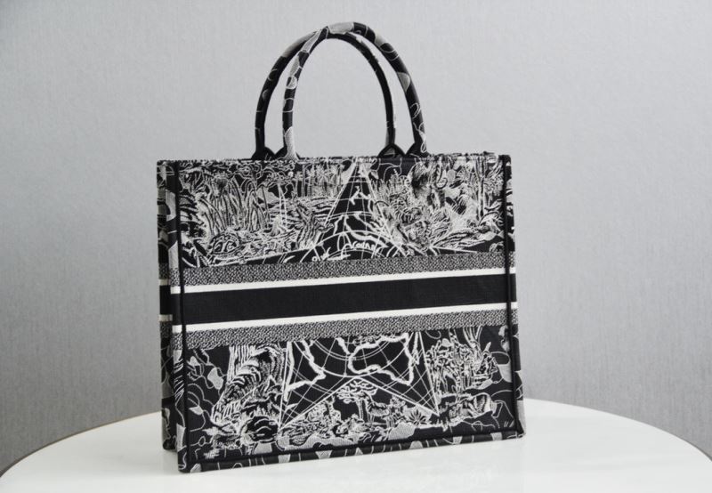 Christian Dior Shopping Bags